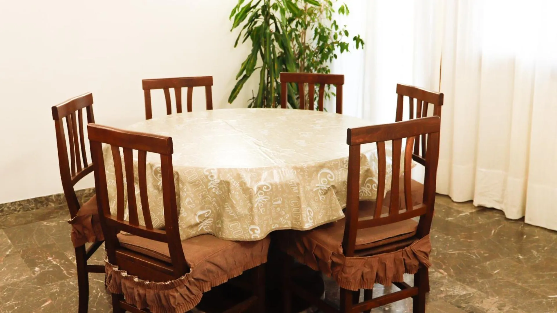 Chez Regina, Feel At Home! Mestre Apartment